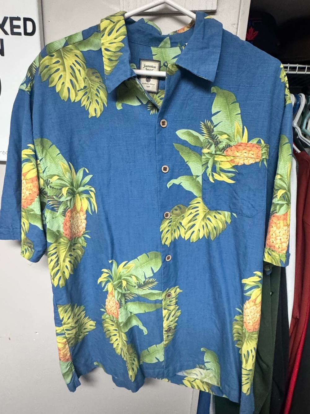 100% Silk Hawaiian Camp Collar Shirt Blue Pineapple Tropical Men’s Large - Picture 6 of 6